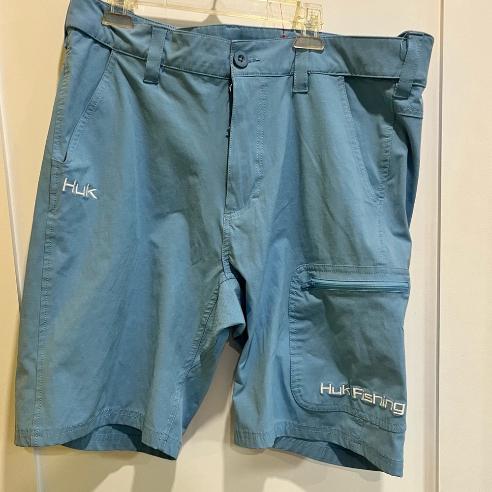 Mens Huk Fishing Blue Cargo Shorts Large